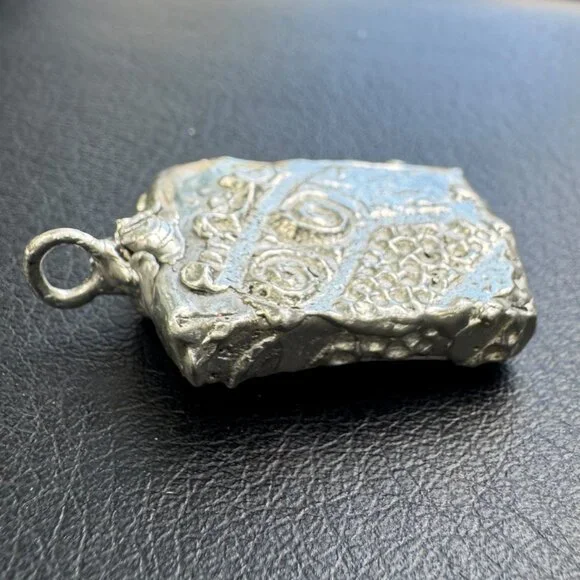 SOLD! Reversible Peter Rabbit Wedgwood Broken China Pendant With Silver Artisan - Picture 8 of 12